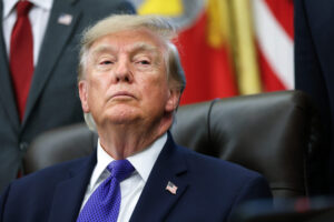 Donald Trump plans Oct. 14 rally in Bullhead City as Arizona votes early