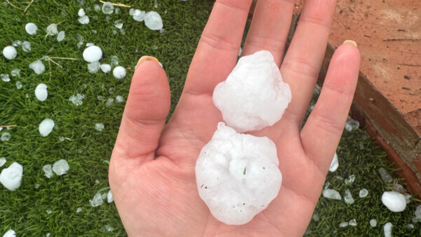 Hail, tornado risk threaten Phoenix area amid severe thunderstorm watch
