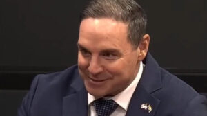 Jay Feely defends Donald Trump’s economic policies, blames Biden for high prices