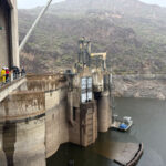 Mormon Flat Dam maintenance is underway. (KTAR News photo/Heidi Hommel)