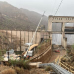 Mormon Flat Dam maintenance is underway. (KTAR News photo/Heidi Hommel)