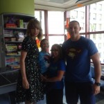 Taylor Swift poses with Jordan Nickerson and his family at Boston Children's Hospital. (Facebook Photo)