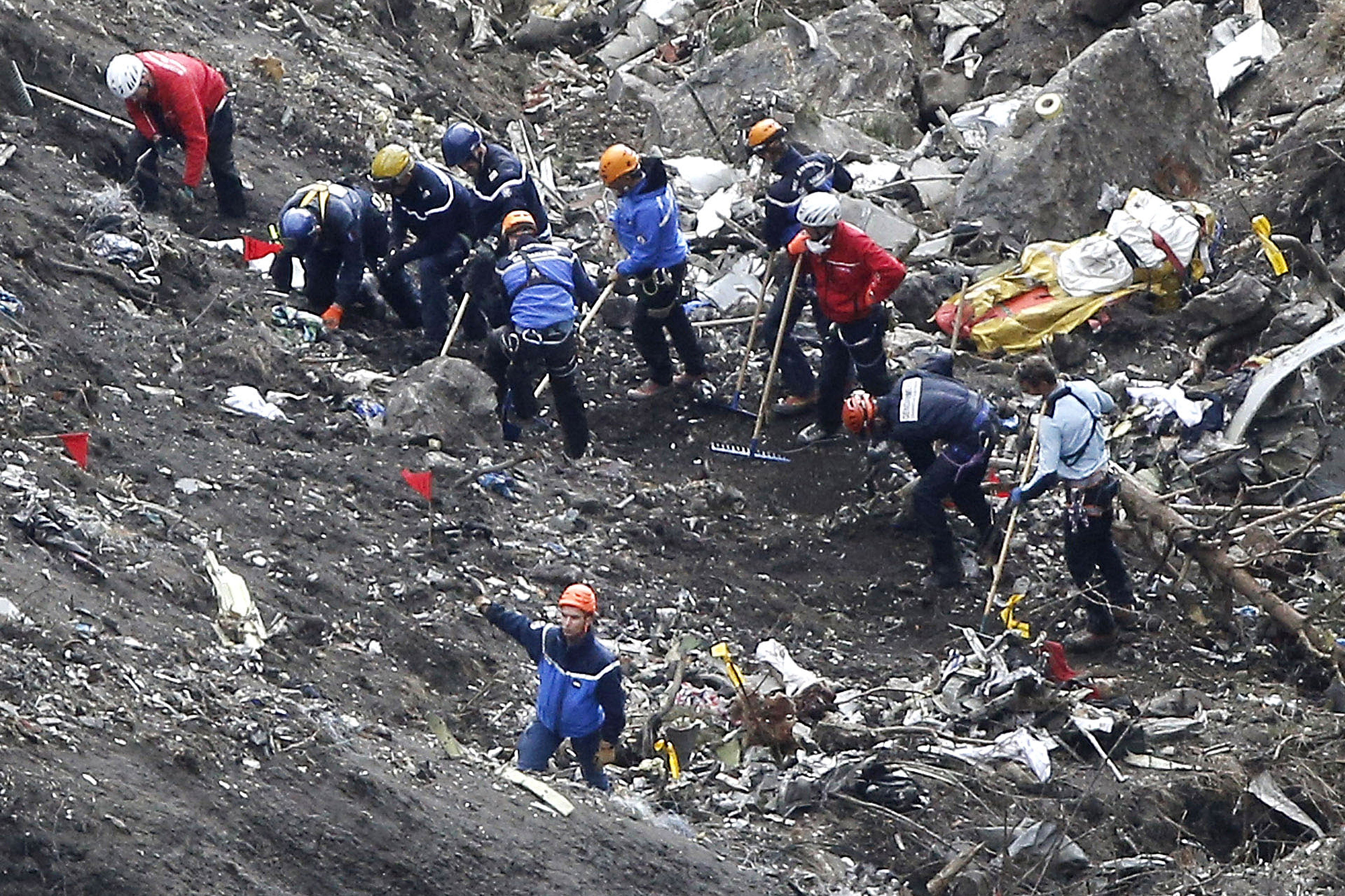 Год с крушения. A320 Germanwings авиакатастрофа. Катастрофа a320 под Динь-Ле-Беном.